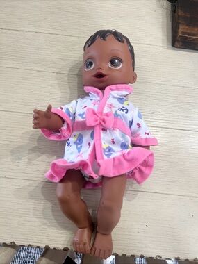 Baby Alive Doll 14” Molded Hair Dolphin Robe - Hasbro-Cute And Clean!